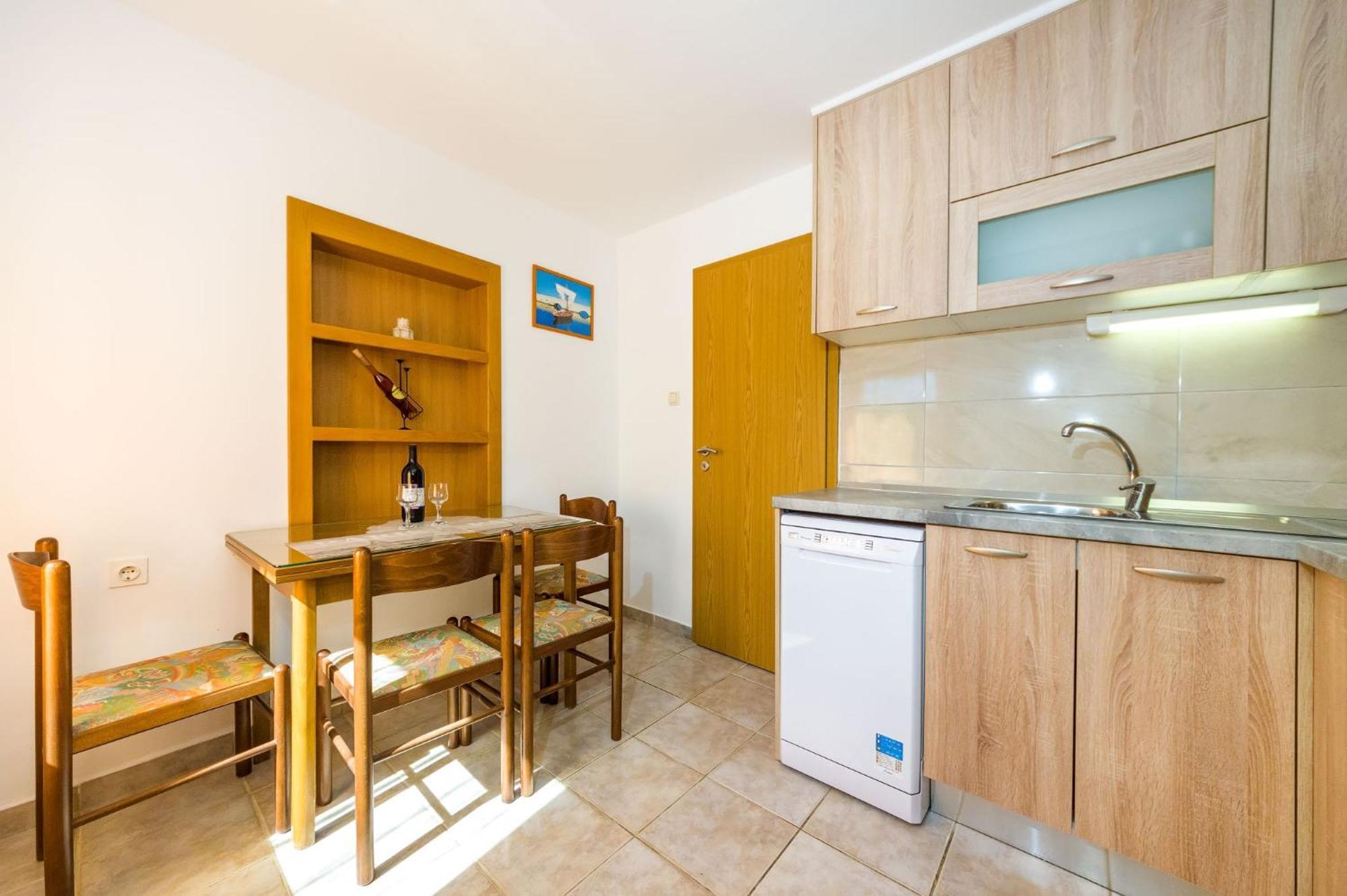 Apartments With A Parking Space Nin, Zadar - 10414 Ruang foto
